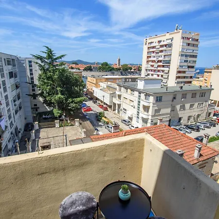 F Apa Zadar